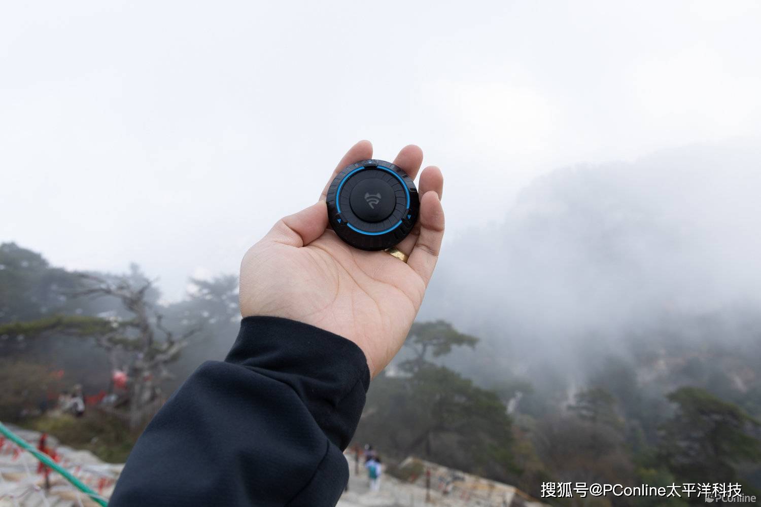 图赏丨小巧轻便随心所往，飞猫随身wifi助力五岳之行