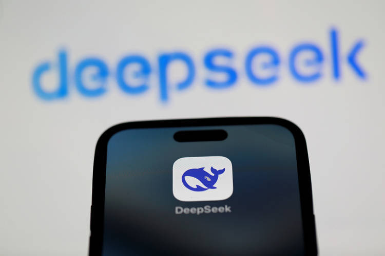 多位网安专家：DeepSeek遭网攻，警惕“国家级黑手”