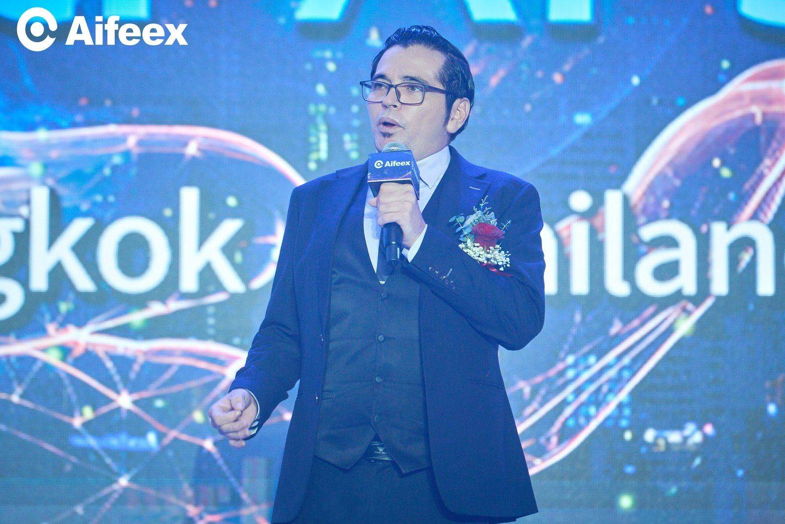 Aifeex全球人工智能高峰会议在曼谷盛大召开，加速全球布局
